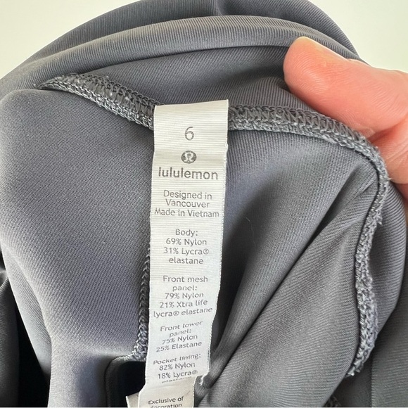Lululemon Mesh In Motion Crop 23" Leggings Titanium Gray Size 6 B24 - Picture 4 of 4